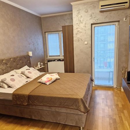 Apartman Studio DIAMOND Subotica Esterno foto